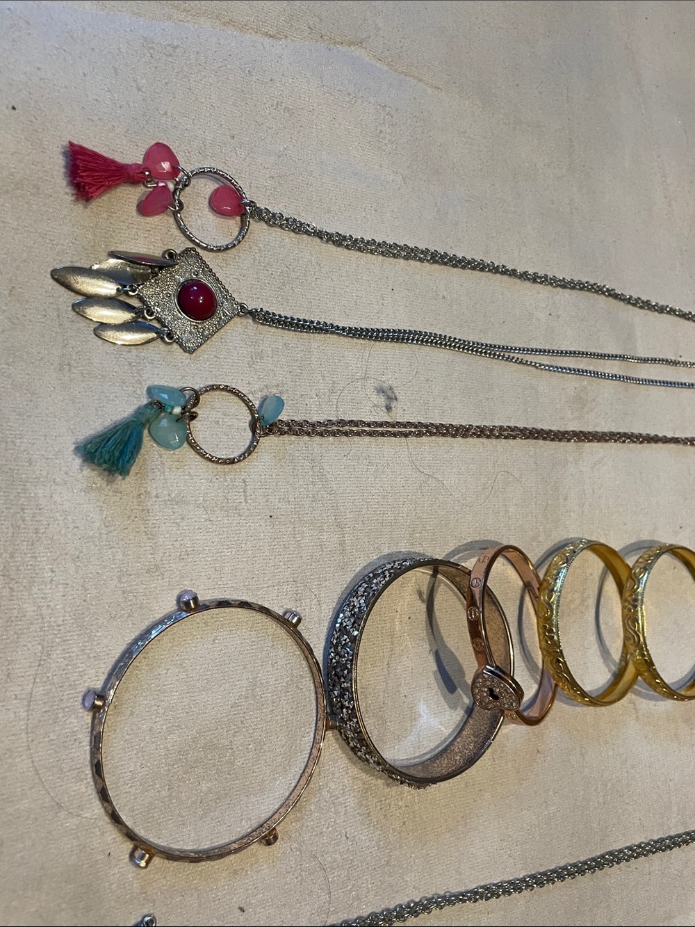 Accessories - Picture 4 of 6
